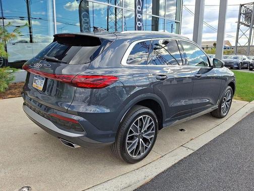 2025 Audi Q5 Premium Plus TFSI quattro S tronic