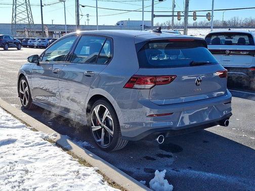 2026 Volkswagen Golf GTI 2.0T SE DSG