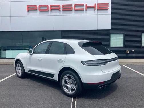 2021 Porsche Macan Base