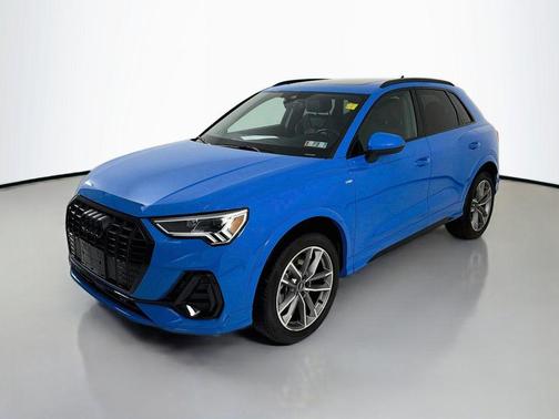 Turbo Blue 2023 Audi Q3 Premium 45 TFSI S line quattro Tiptronic