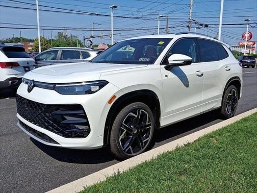 2025 Volkswagen Tiguan 2.0T SEL R-Line 4MOTION