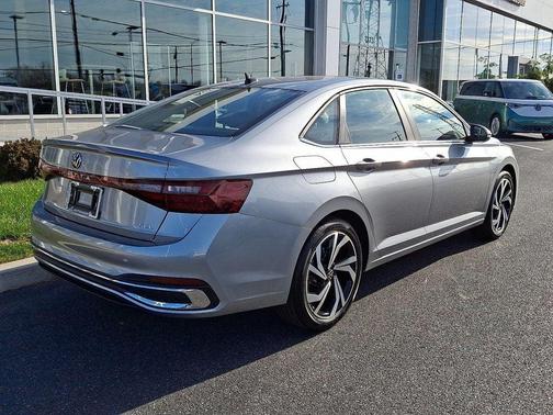 2025 Volkswagen Jetta 1.5T SEL