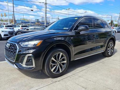 2022 Audi Q5 45 S line Premium Plus
