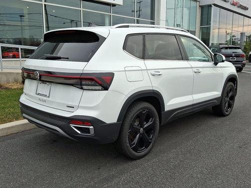 2026 Volkswagen Taos SEL