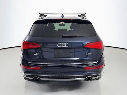 Moonlight Blue Metallic 2015 Audi Q5 3.0T Premium Plus