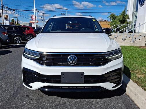 2022 Volkswagen Tiguan 2.0T SE R-Line Black 4MOTION