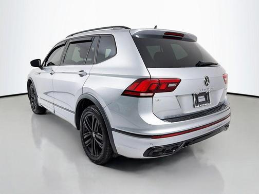 2022 Volkswagen Tiguan 2.0T SE R-Line Black 4MOTION
