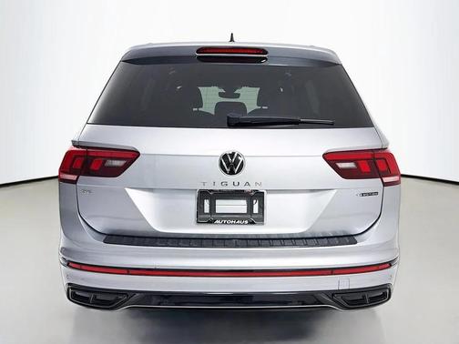 2022 Volkswagen Tiguan 2.0T SE R-Line Black 4MOTION