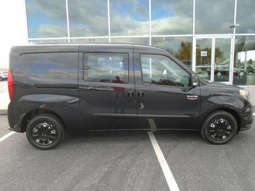 2022 RAM ProMaster City Base