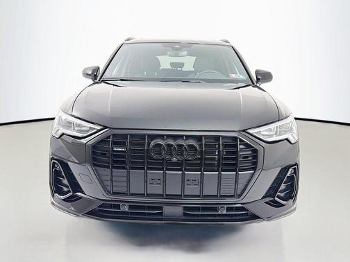2023 Audi Q3 45 S line Premium Plus