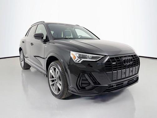 2023 Audi Q3 45 S line Premium Plus
