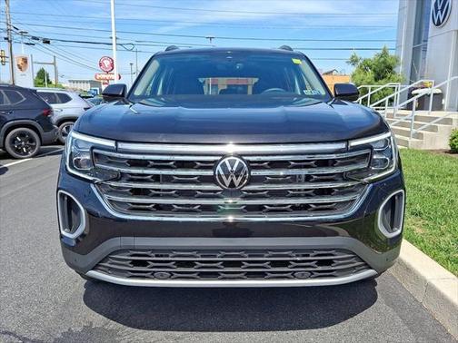 2025 Volkswagen Atlas 2.0T SE w/Technology 4MOTION