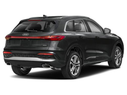 Mythos Black Metallic 2026 Audi Q5 Premium Plus TFSI quattro S tronic