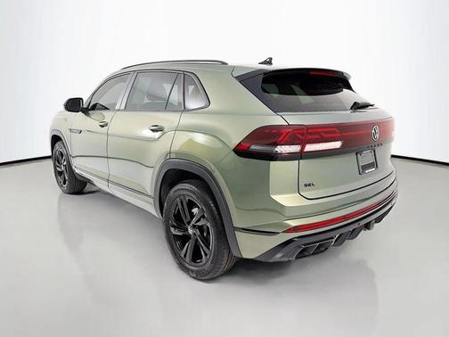 2025 Volkswagen Atlas Cross Sport 2.0T SEL