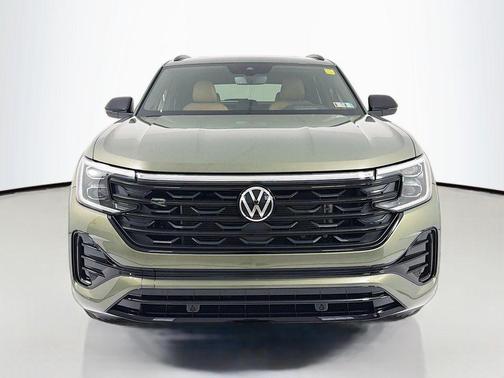 2025 Volkswagen Atlas Cross Sport 2.0T SEL