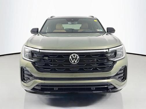 2025 Volkswagen Atlas Cross Sport 2.0T SEL