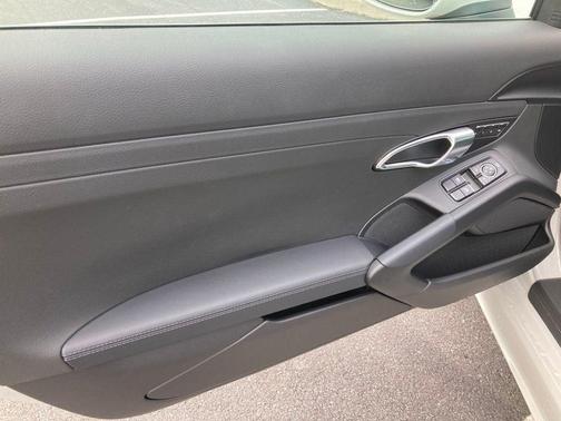 2025 Porsche 718 Cayman S