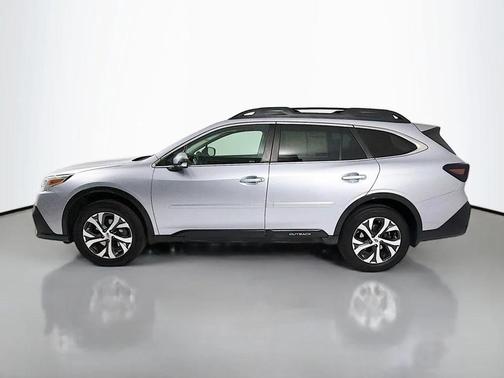 Ice Silver Metallic 2022 Subaru Outback Limited