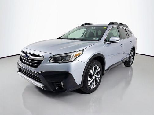 Ice Silver Metallic 2022 Subaru Outback Limited