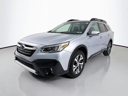 Ice Silver Metallic 2022 Subaru Outback Limited