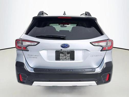 Ice Silver Metallic 2022 Subaru Outback Limited