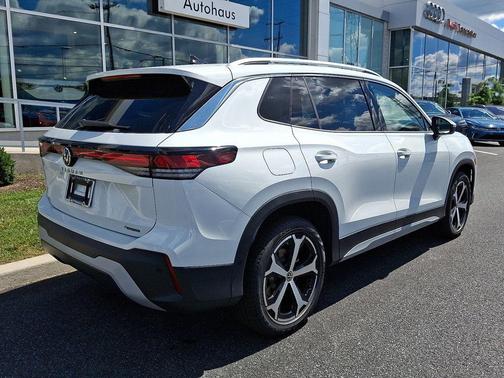 2025 Volkswagen Tiguan 2.0T SE 4MOTION