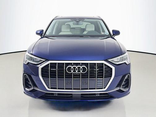2025 Audi Q3 45 S line Premium Plus