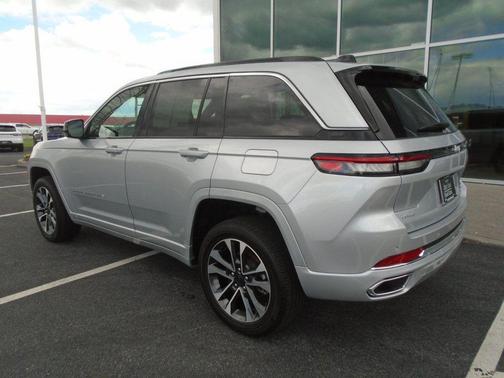 2024 Jeep Grand Cherokee Overland