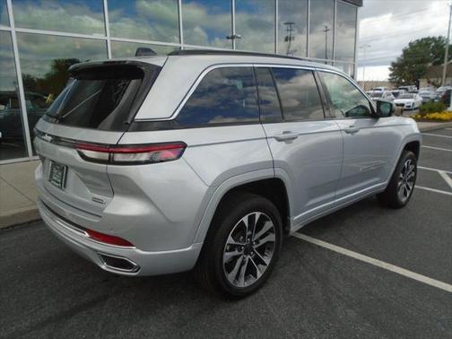 2024 Jeep Grand Cherokee Overland
