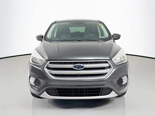 Magnetic Metallic 2017 Ford Escape SE