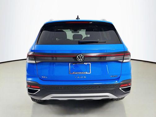 2025 Volkswagen Taos 1.5T SEL