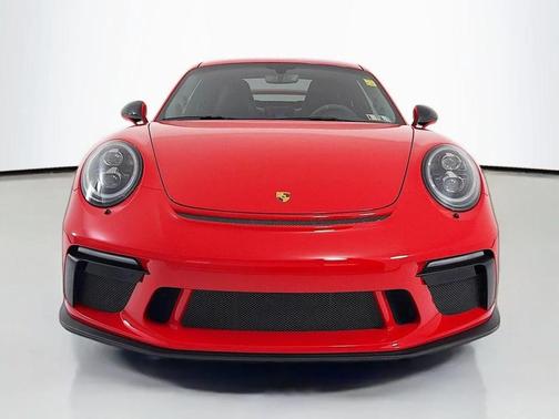 Guards Red 2019 Porsche 911 GT3