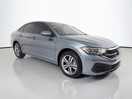 Platinum Gray Metallic 2023 Volkswagen Jetta 1.5T SE