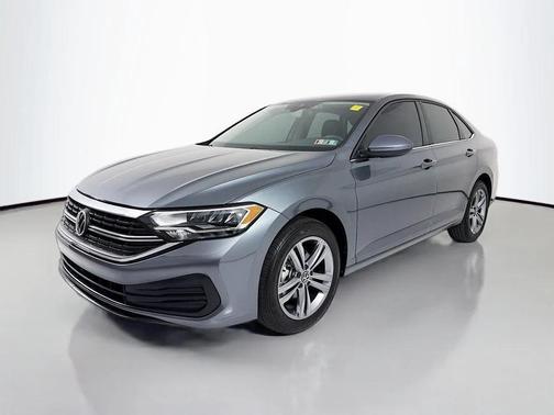 Platinum Gray Metallic 2023 Volkswagen Jetta 1.5T SE