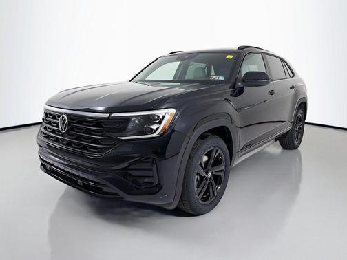 deep black pearl 2026 Volkswagen Atlas Cross Sport 2.0T SEL