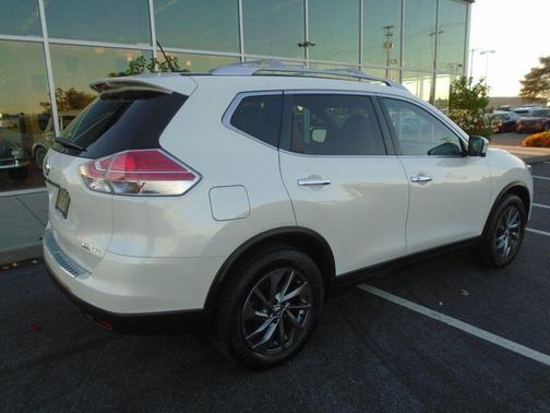 2016 Nissan Rogue SL