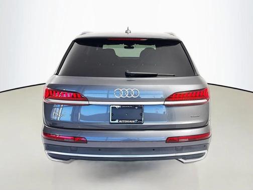 2021 Audi Q7 45 Premium