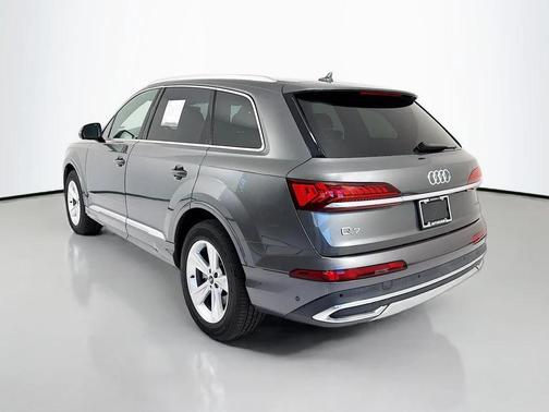 2021 Audi Q7 45 Premium