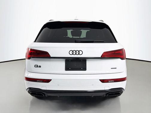2025 Audi Q5 45 S line Premium