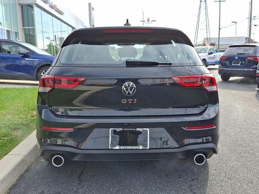 2026 Volkswagen Golf GTI 2.0T SE DSG