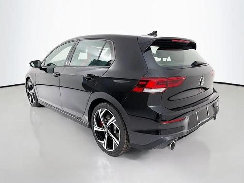 mythos black metallic 2026 Volkswagen Golf GTI 2.0T SE DSG