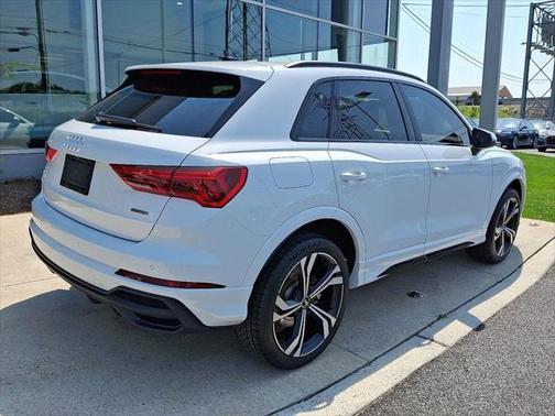 2023 Audi Q3 45 S line Premium Plus