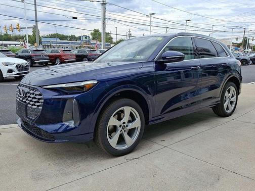 2025 Audi Q5 Premium Plus