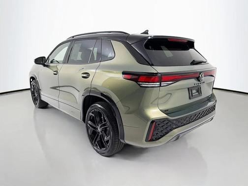 2025 Volkswagen Tiguan 2.0T SE R-Line Black 4MOTION