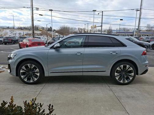 2025 Audi Q8 55 Prestige