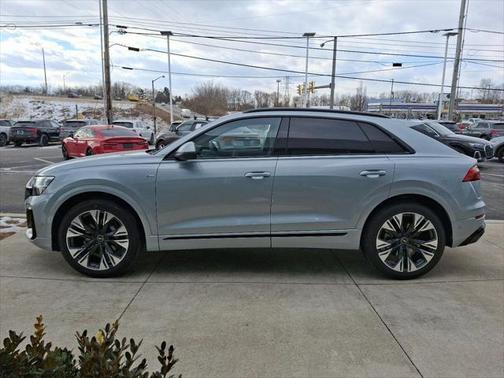 2025 Audi Q8 55 Prestige