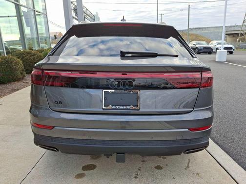 2025 Audi Q8 55 Premium Plus