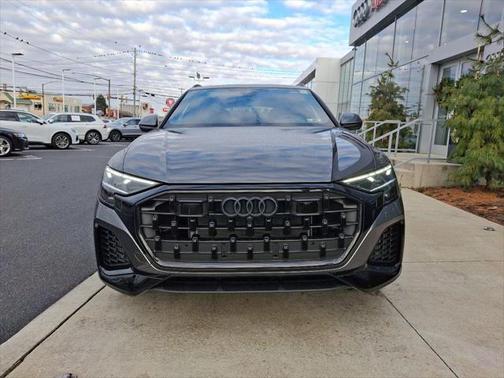 2025 Audi Q8 55 Premium Plus