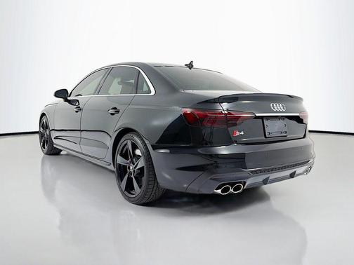 2023 Audi S4 Premium Plus TFSI quattro Tiptronic