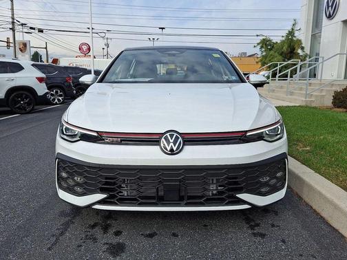 2026 Volkswagen Golf GTI 2.0T SE DSG